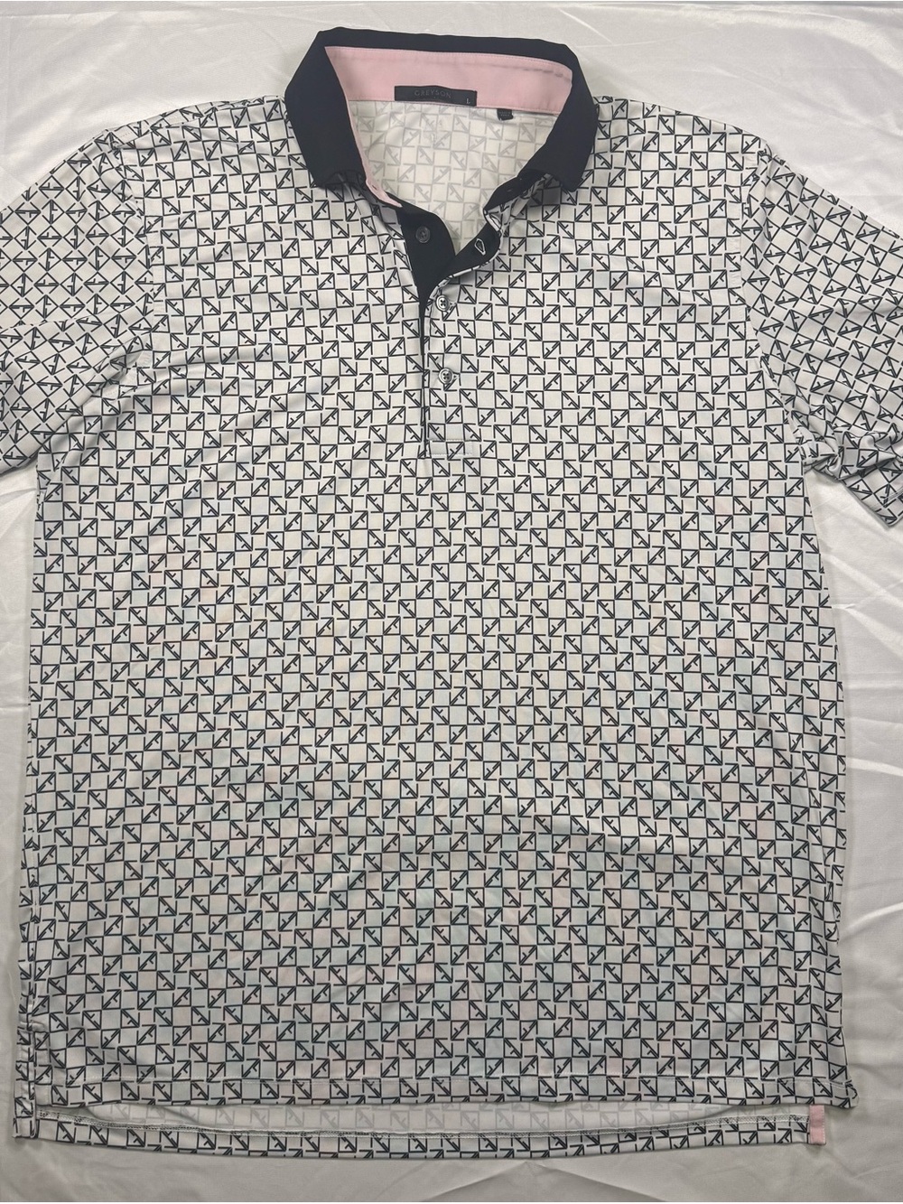 EUC Greyson White Geo-Print Polo with Black Collar and Pink Trim - L